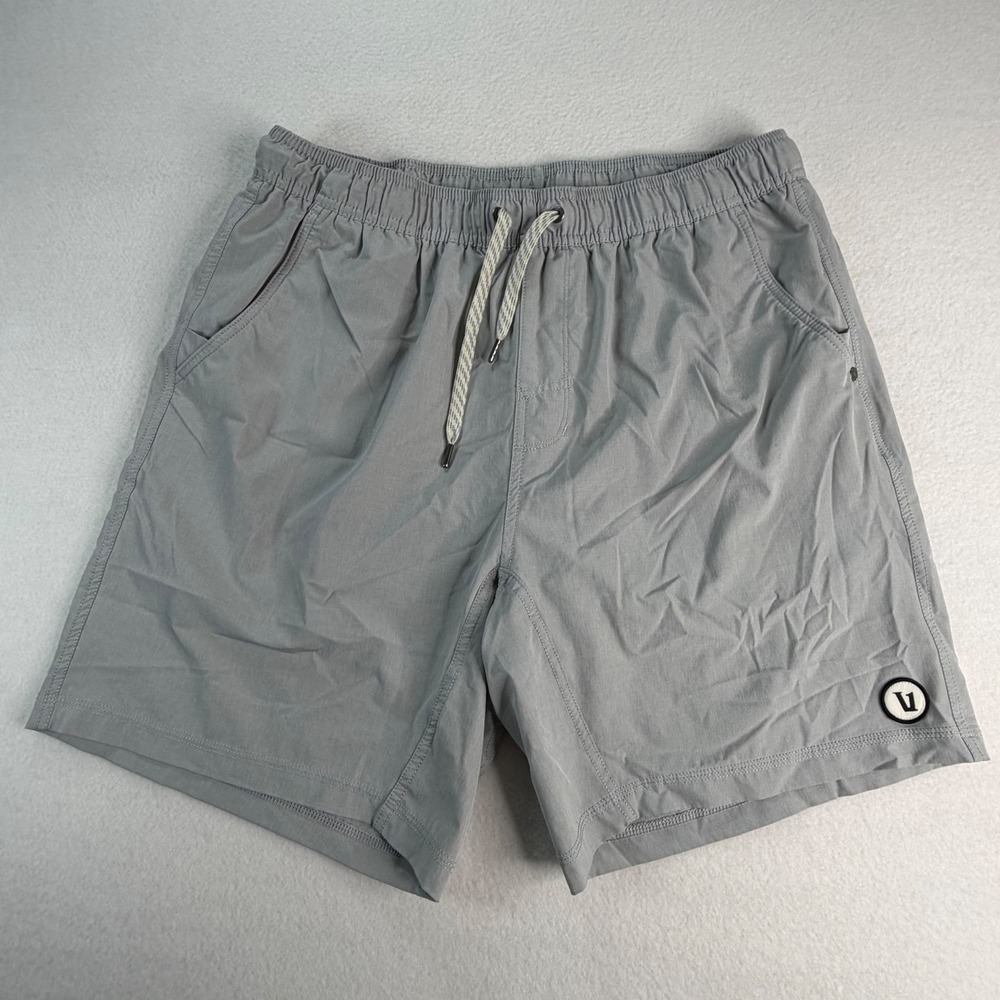 Vuori Kore Shorts Mens XL Light Grey Performance Lined Training V302 7.5 Inseam